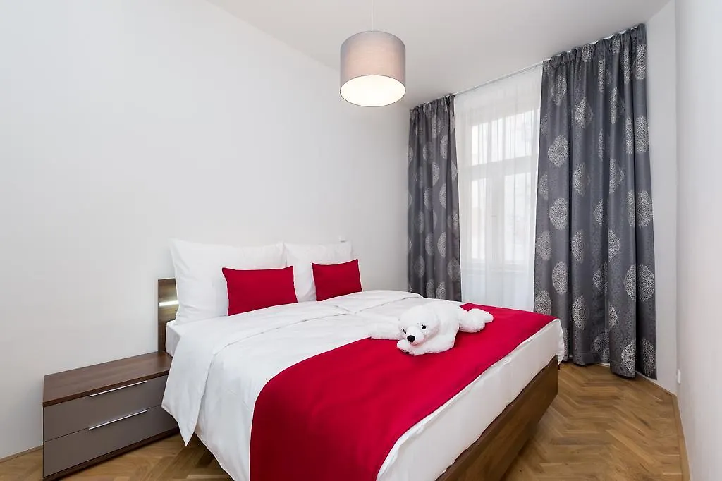 Love To Live Apartments Prag