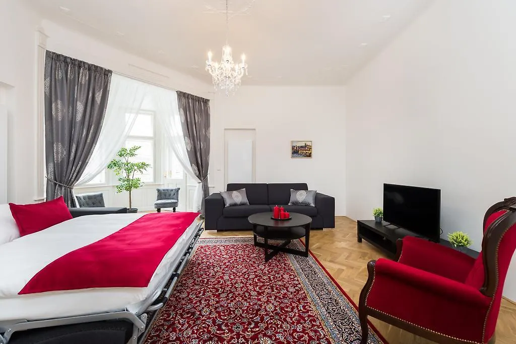 Love To Live Apartments Prag