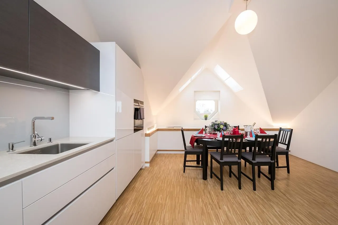 Love To Live Apartments Prag