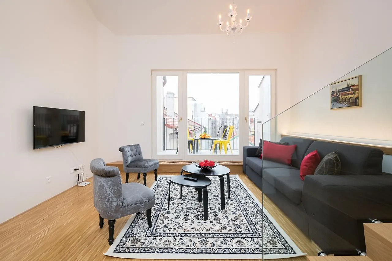 Love To Live Apartments Prag