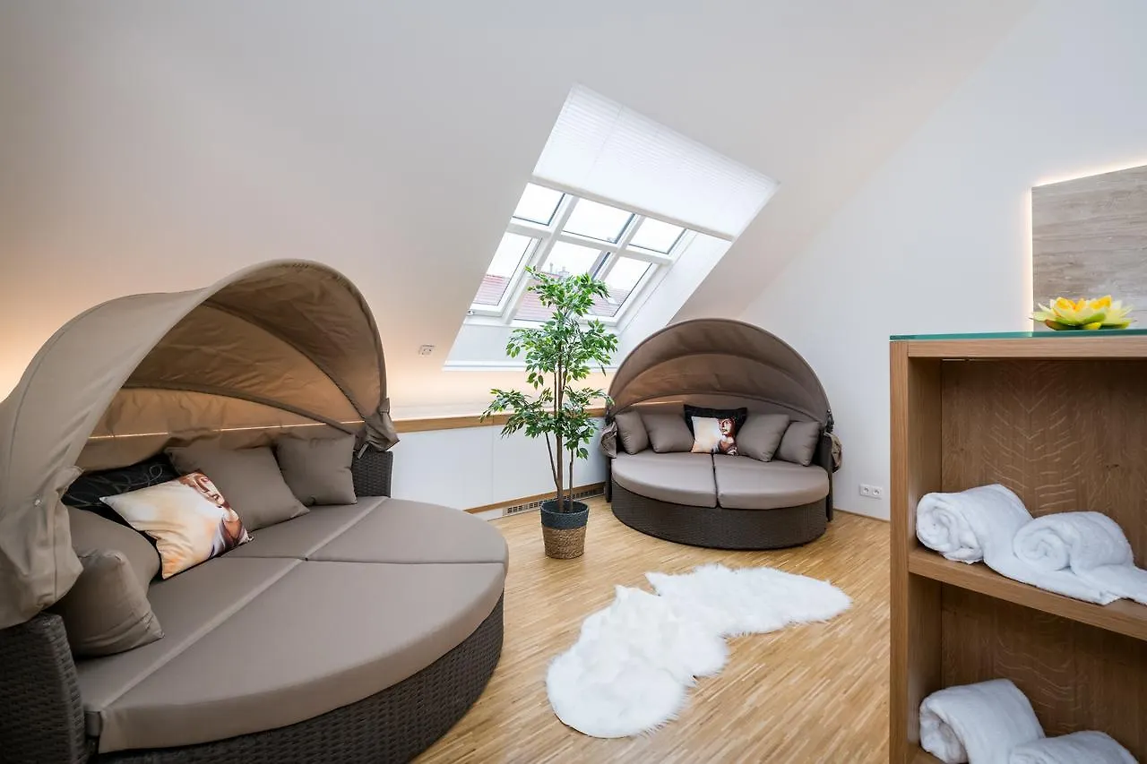 Love To Live Apartments Prag
