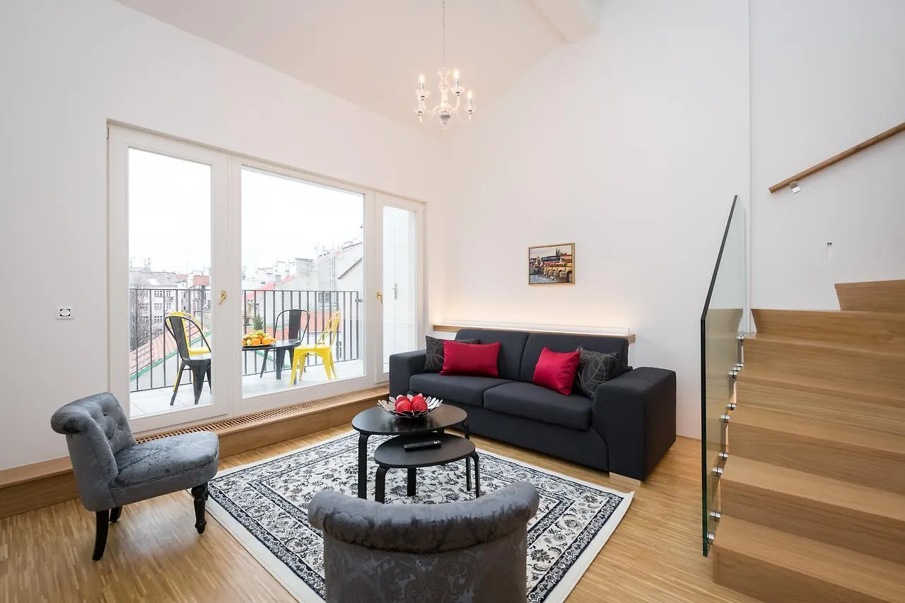 Love To Live Apartments Prag Tjeckien